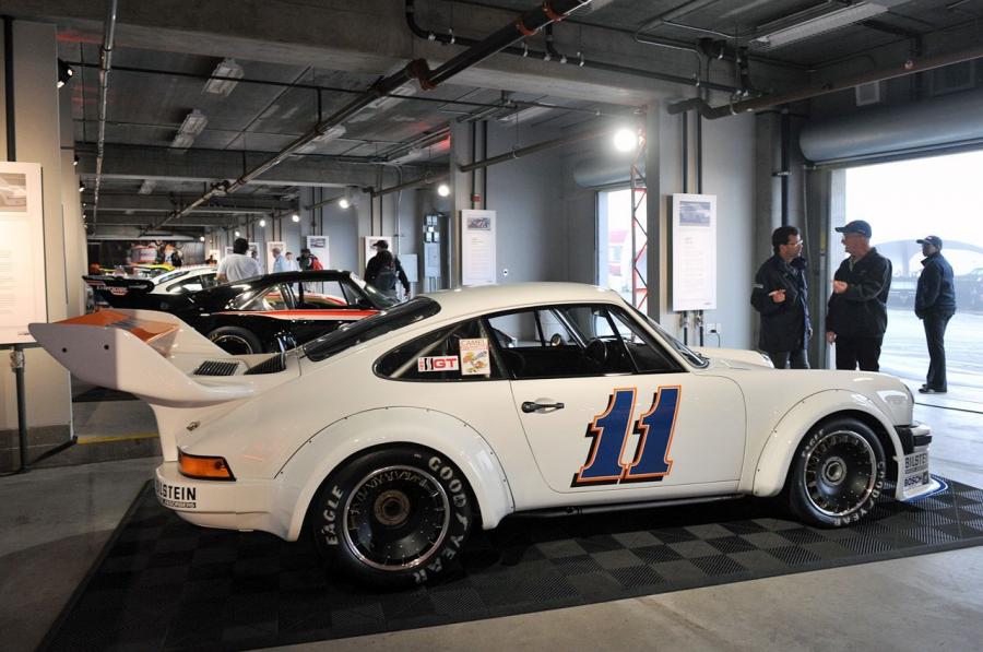  Porsche 934 1977 года  (фото 2 из 3)